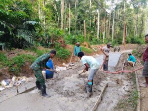 Jalan Rabat Beton Permudah Warga Pinogu Jangkau Fasilitas Desa