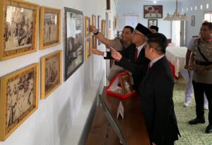 Ziarah ke Makam Nani Wartabone, Refleksi Melawan Kemiskinan Modern
