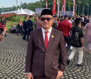 Irwan Hunawa Hadiri Pelantikan Adhan Dambea dan Indra Gobel