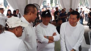 Hadiri Gladi Pelantikan, Gusnar Ismail Berbincang Akrab dengan Kepala Daerah se-Sulawesi