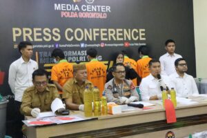 Repacking Minyak Subsidi di Gorontalo, Pelaku Untung hingga Rp30 Juta