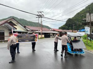Pembagian Takjil Serentak, Polri dan Media Perkuat Sinergi Lewat Baksos Ramadhan