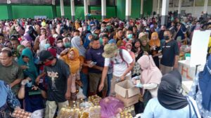 Ribuan Masyarakat Padati Pasar Murah yang Digelar Pemprov dan Pemkab Gorontalo
