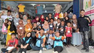 RKP Gorontalo Ajak Anak Yatim dan Dhuafa Belanja Pakaian Lebaran
