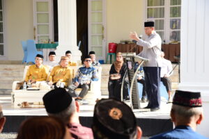 Gubernur Gusnar Ismail Sumbang Rp25 Juta untuk Kuliah Subuh Muhammadiyah