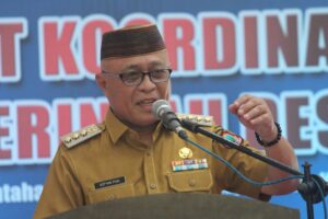 Sofyan Puhi Bahas Restorasi Tata Kelola Pemerintahan Bersama Seluruh Kepala Desa