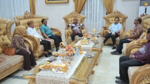 Gusnar Kumpulkan Kepala Daerah se-Gorontalo Bahas Arah Investasi BSG