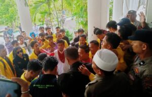 BEM UG Tagih Janji Pemda Soal Perbaikan Jembatan Pulubala
