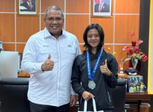 Kisah Asyifa Emba, Siswa SMP 3 Luwuk yang Gagal Capai Garis Finis, Dapat Apresiasi Rektor UNG