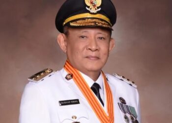 Gubernur Gorontalo, Dr. Ir. H. Gusnar Ismail, M.M