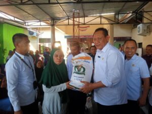 Harga Beras Naik, Gusnar Segera Salurkan Bantuan Cadangan Pangan