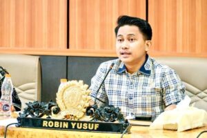 Jalan Panjaitan Dipenuhi Botol Miras, Identitas Kota Religius Dinilai Tercoreng