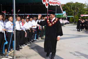 Rektor UNG Tekankan Pentingnya Ilmu dan Adab bagi Mahasiswa Baru