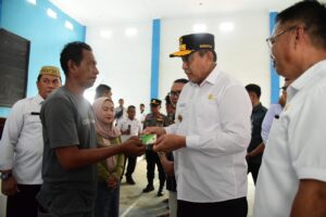 Paket Pangan untuk Warga Rawan Pangan di Bone Pantai Berisi 4 Komoditas Pokok