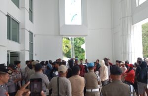Warganya Dikriminalisasi oleh Perusahaan Material, Masyarakat Bongomeme Tuntut Solusi ke DPRD
