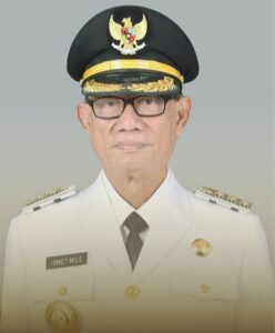 Isu Miring Terpa Keluarga Ismet Mile, Diduga Ada Skenario Politis Gulingkan Bupati
