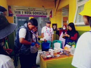 Edukasi Pangan Aman, SAKA POM Kunjungi MIN 1 Kota Gorontalo