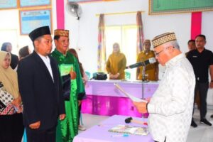 Pelantikan PAW BPD Limehu, Sofyan Puhi Dorong Program Desa Lebih Efekti