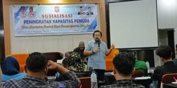 Erwin Ismail saat Bawakan Materi dalam Sosialisasi Peningkatan Kapasitas Pemuda yang digelar oleh Dinas Pemuda dan Olahraga Provinsi Gorontalo