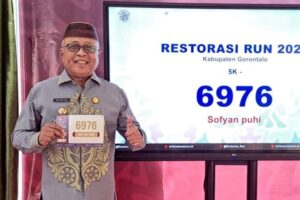 Bupati Jadi Orang Pertama yang Mengambil Race Pack untuk Restorasi Run