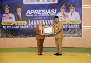 Idah Syahidah Raih Penghargaan Bunda Akselerasi Penurunan Stunting dari BKKBN RI