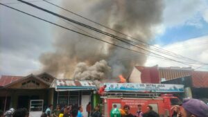 Permukiman Padat di Gorontalo Dilanda Kebakaran