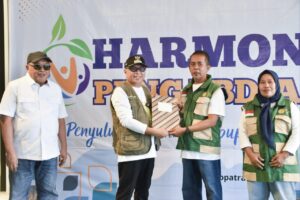 Sebanyak 149 Penyuluh Pertanian dan Peternakan Terima SK Peralihan Status ke Pemerintah Pusat