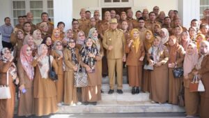 Pemprov Gorontalo Cairkan Rp22,4 Miliar THR dan TPG 13 Guru