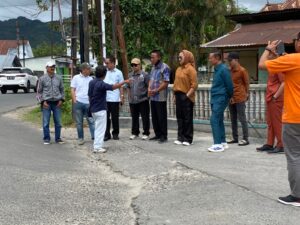 Warga Resah Jalan Rusak dan Banjir, DPRD Diminta Bertindak