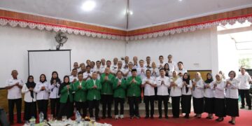 Foto Bersama Usai Kunjungan Kerja UMI Makassar