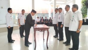 Wali Kota Kotamobagu bersama  Perangkat Daerah Tandatangani Perjanjian Kinerja dan Pakta Integritas