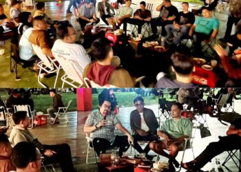 Erwinsyah Ismail, S.I.Kom, M.I.Kom saat nongkrong bersama anak muda Boalemo di Alun-alun Tilamuta, Sabtu (16/5/2026).