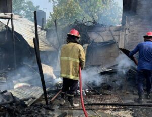 Pabrik Roti Massempo Terbakar, Kerugian Capai Puluhan Juta Rupiah