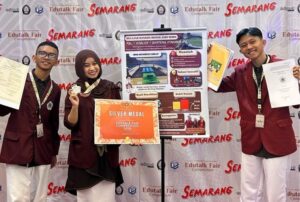 Mahasiswa UNG Raih Silver Medal pada EduTalk Fair Competition 2026 di Semarang