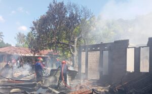 Dua Unit Rumah di Telaga Hangus Terbakar, Dua Orang Alami Luka Bakar