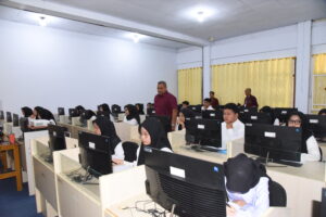 Jalur Terakhir Masuk UNG, 970 Calon Mahasiswa Ikuti Seleksi Mandiri CBT