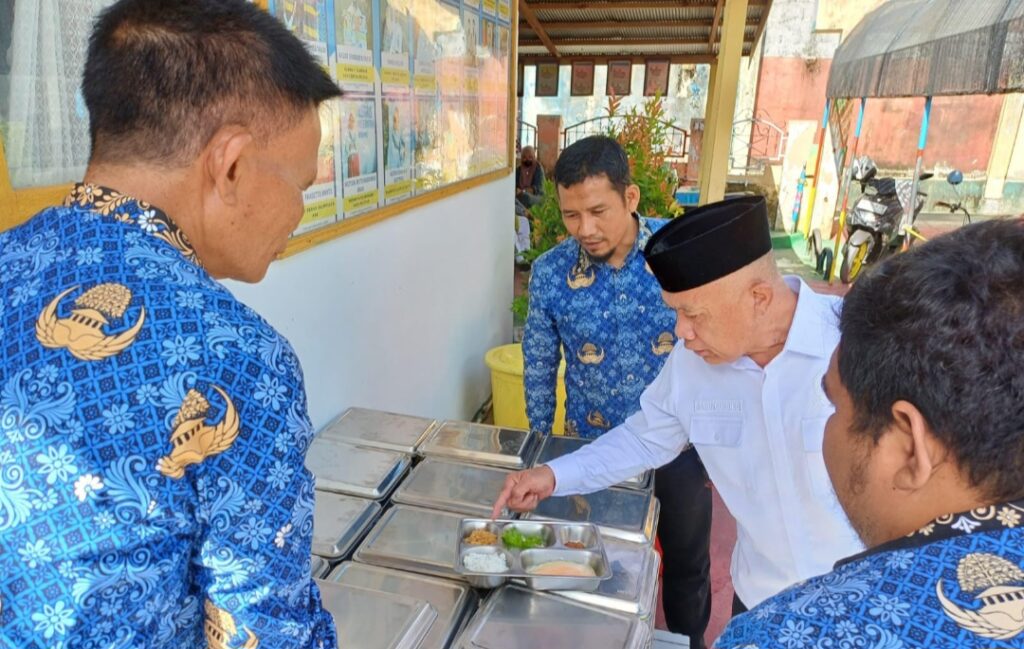Pastikan Anak Gorontalo Dapat Gizi Terbaik, Jasin Dilo Turun Monitoring MBG