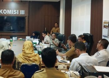 Syarifuddin Bano, S.Sos, memberikan masukan dalam RDP KUA-PPAS APBD Tahun Anggaran 2027