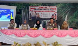 Cegah Narkoba Sejak Dini, Mahasiswa KKN-T II UNG Duwanga Edukasi Siswa SMPN 1 Dungaliyo 