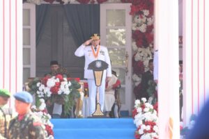 Gubernur Gusnar Pimpin Upacara HUT ke-81 RI, Semangat Persatuan Jadi Pesan Utama