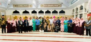 Momentum Maulid, Kades Pentadio Timur Hadirkan 4 Mantan Camat sebagai Bentuk Penghargaan
