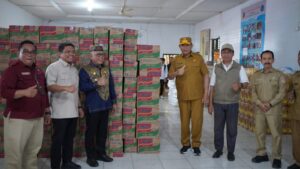 Gubernur Gusnar Salurkan Bantuan UMKM kepada 282 Warga Limboto