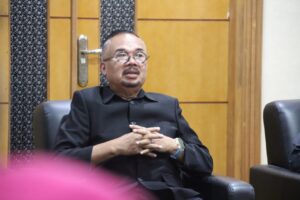Dipuji Umar Karim, Idrus M.T Mopili Harap DPRD Gorontalo Makin Baik