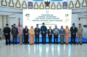 Gubernur Gusnar Lantik 4 Kepala Biro Pemprov Gorontalo