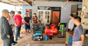 Komisi II DPRD Gorontalo Tinjau Bantuan Peralatan Bengkel Las F4 di Hunggaluwa